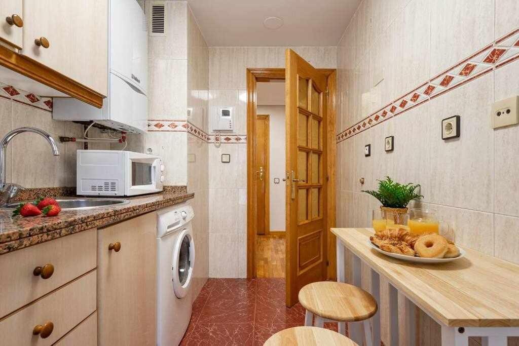 La Plaza Apartamento Gijón Exteriör bild